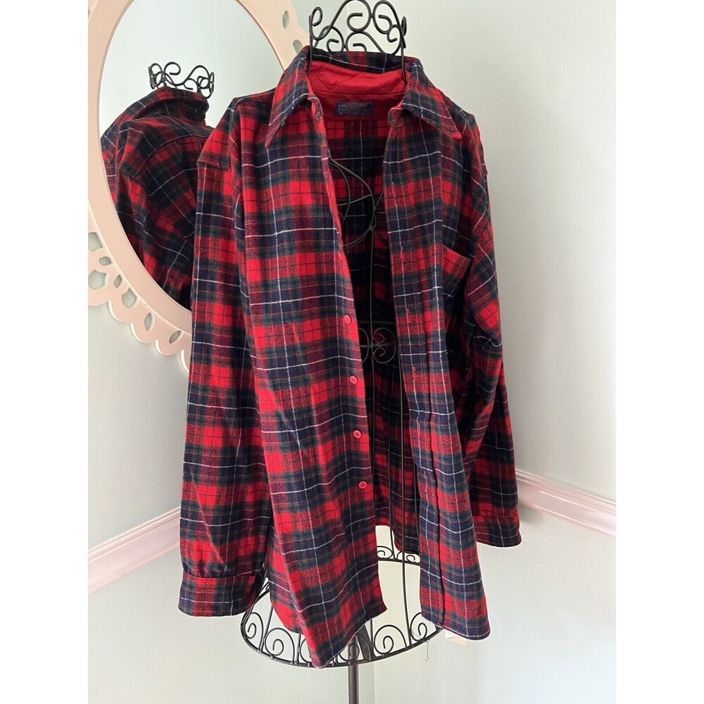 Vintage Made In USA Pendleton 100% Pure Virgin Wool Shirt Red Plaid L Clean